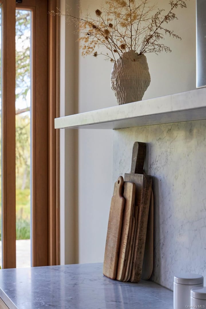 44 Main Street Photo 28