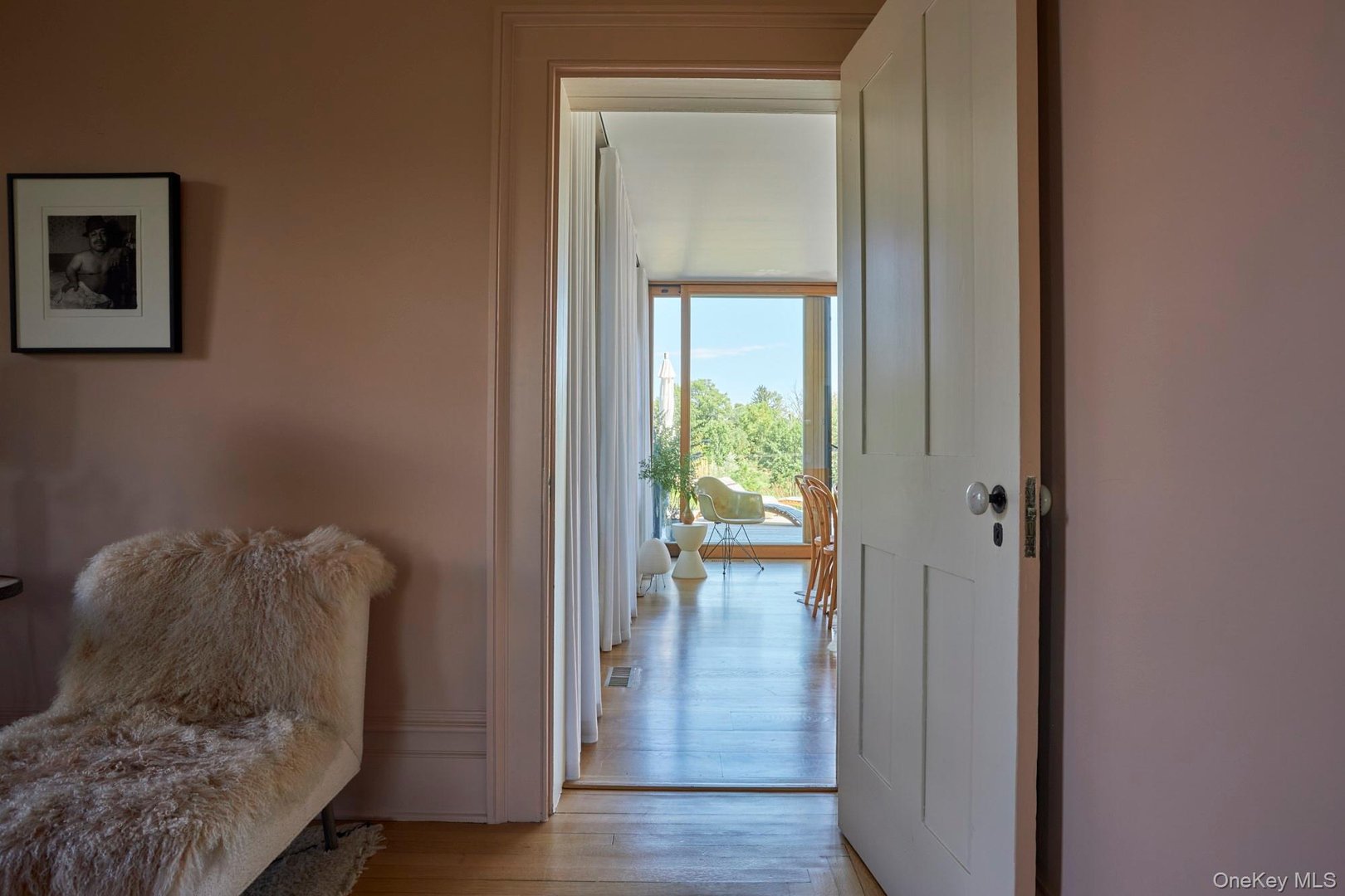 44 Main Street Photo 16