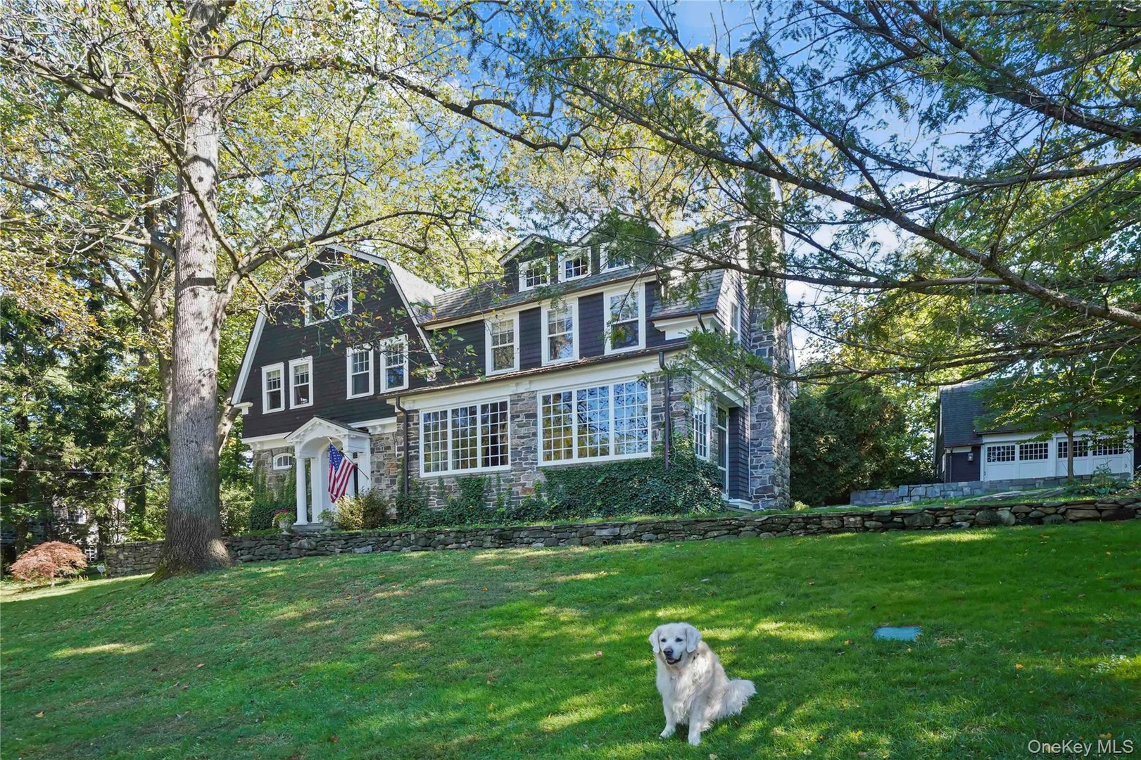 534 Pelham Manor Road Photo 2