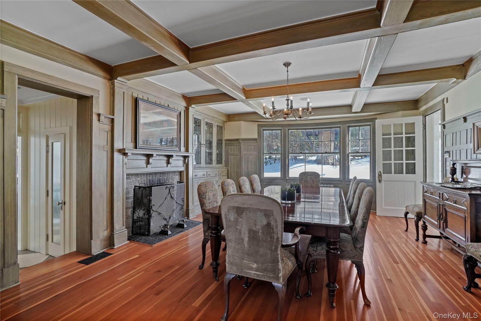 534 Pelham Manor Road Photo 12