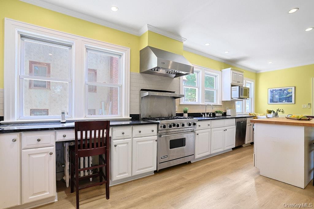 91 Vaughn Avenue Photo 13