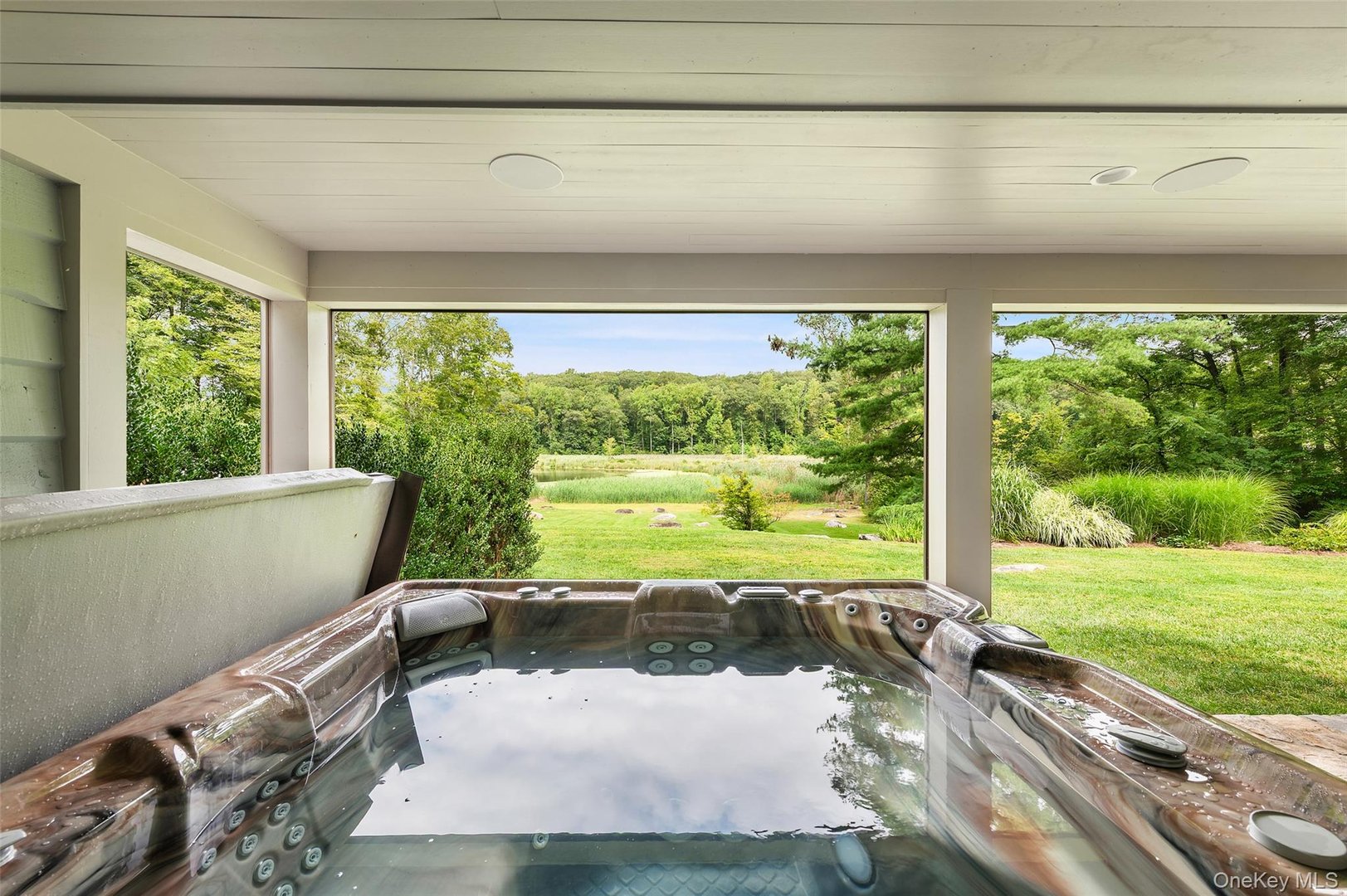 258 Hardscrabble Road Photo 31