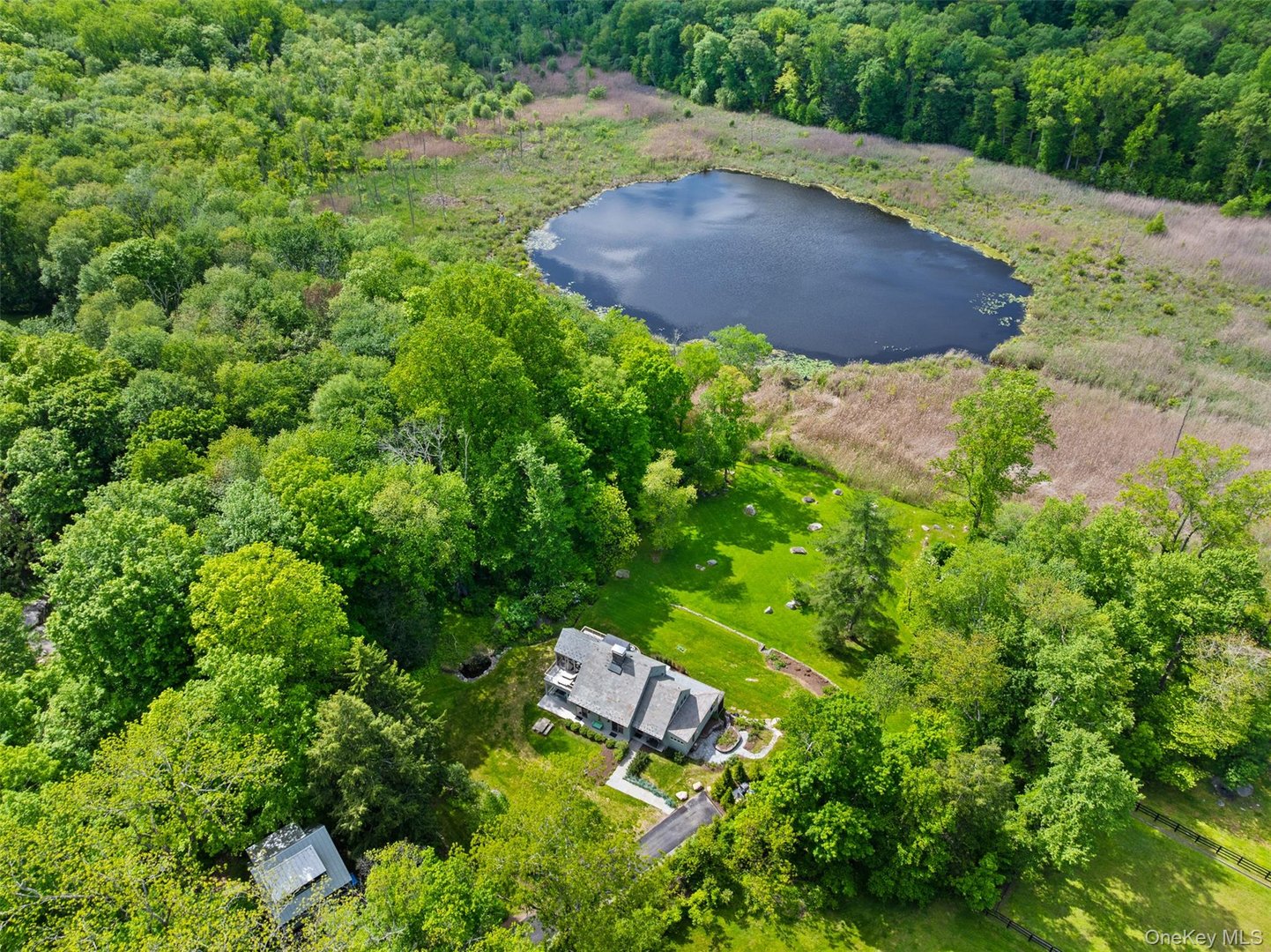 258 Hardscrabble Road Photo 2