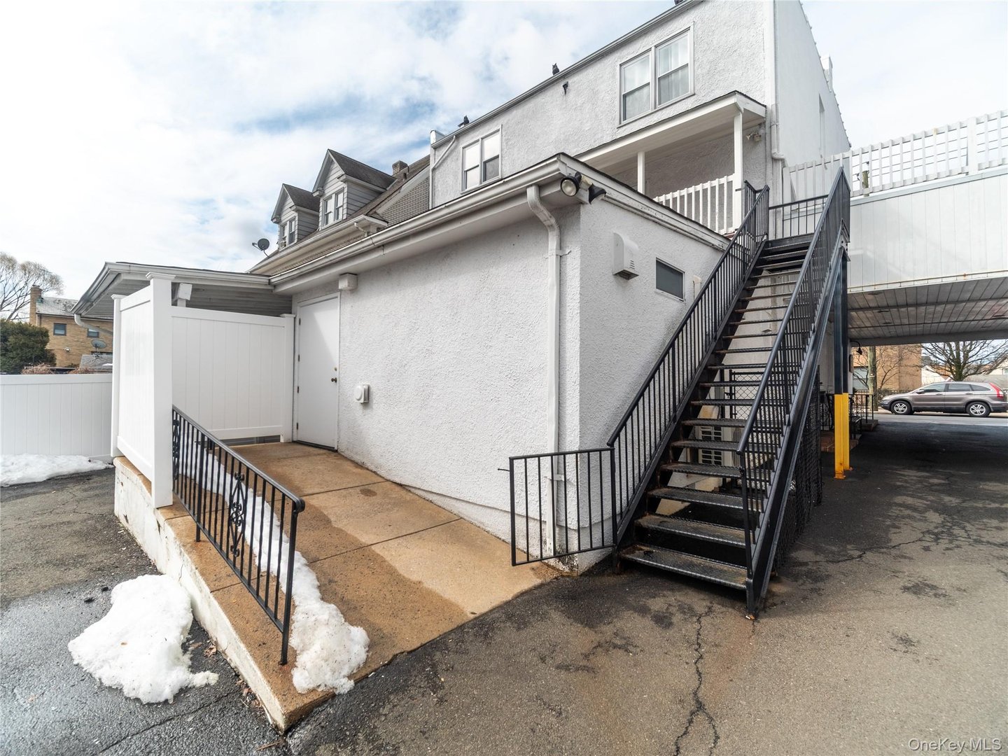 121 S Regent Street Photo 5