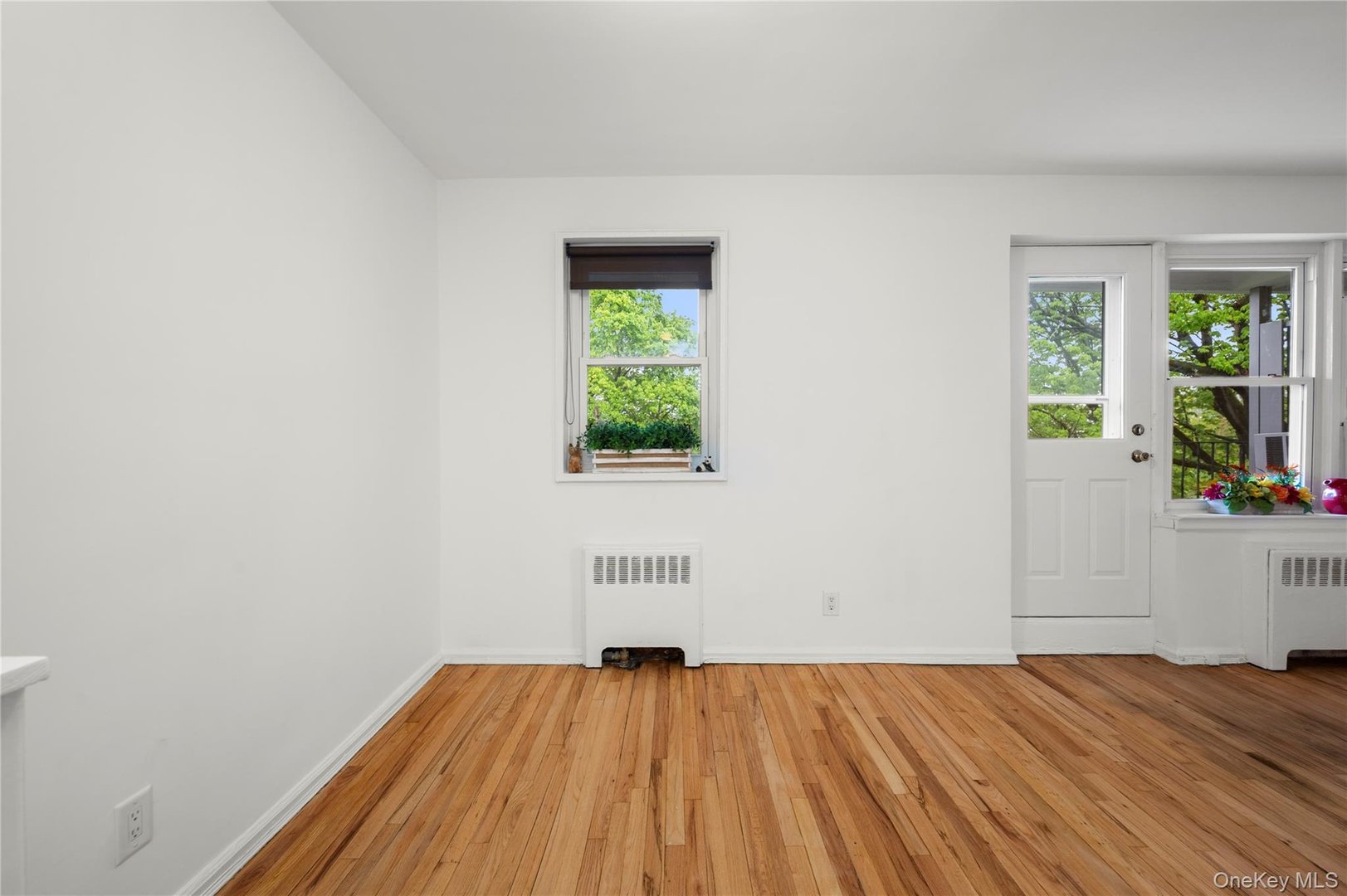 150 Draper Lane  #2JN Photo 12