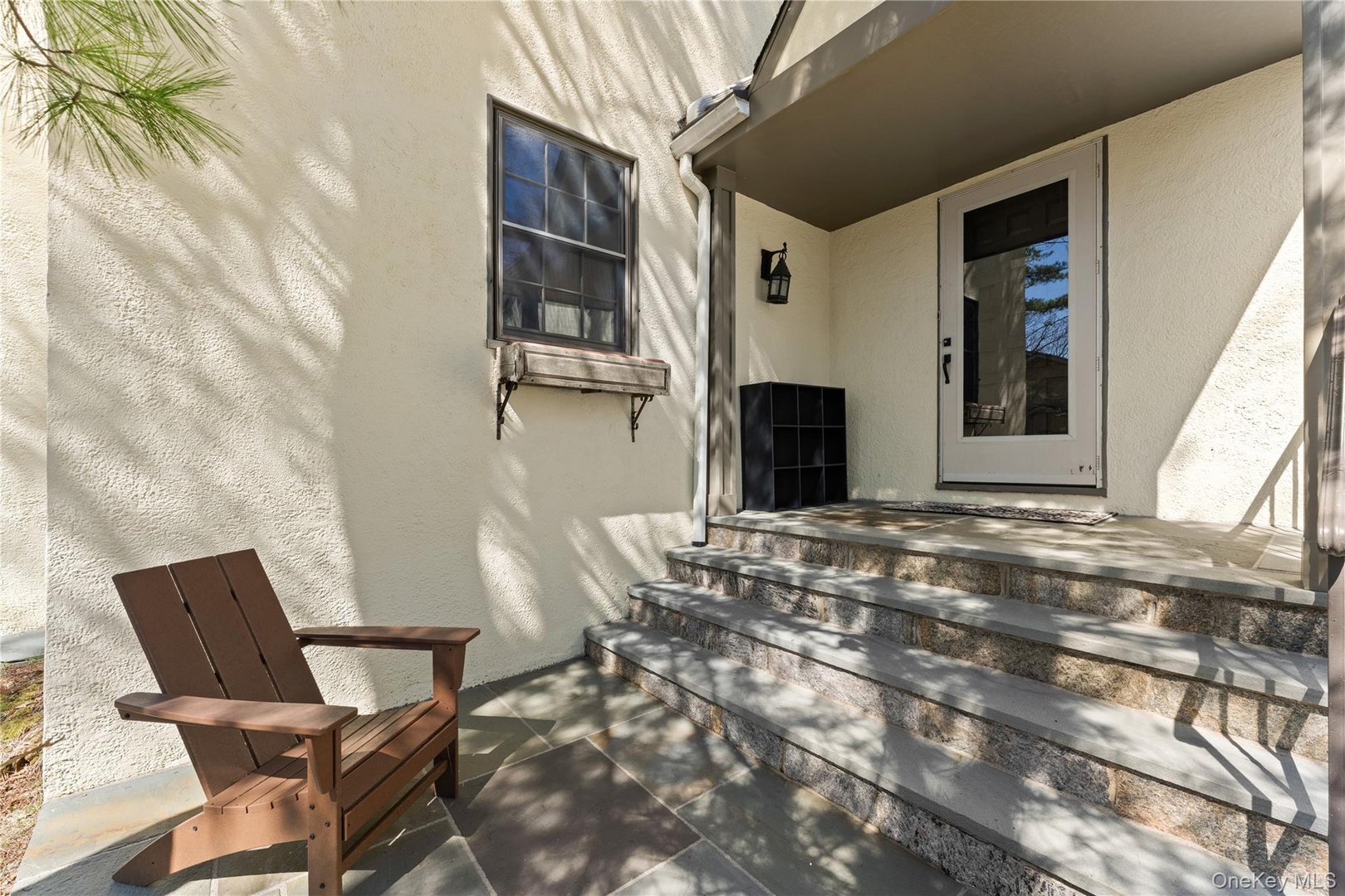 191 Villard Avenue Photo 2