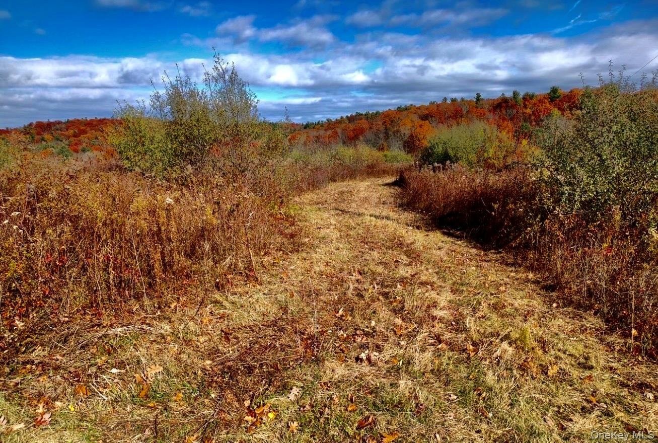 Manor Rock Road Photo 6