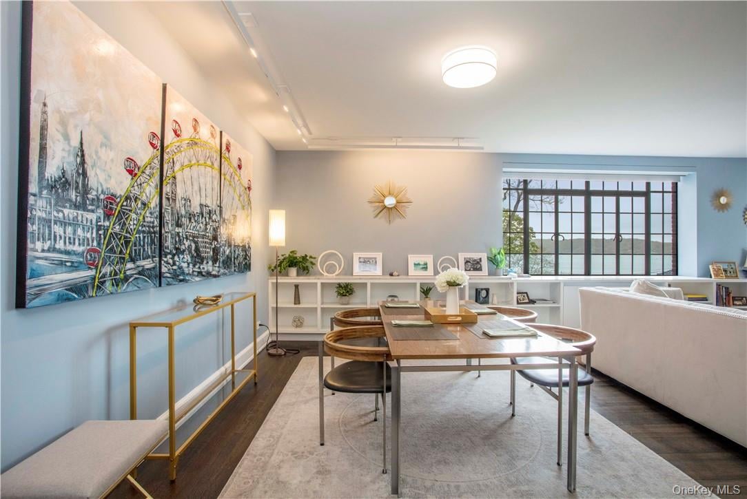 100 Ardsley Avenue W  #2L Photo 3