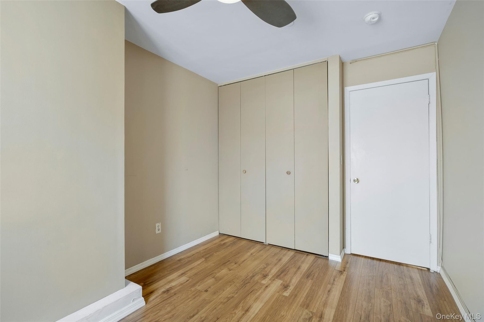 55 N Broadway  #3-14 Photo 27