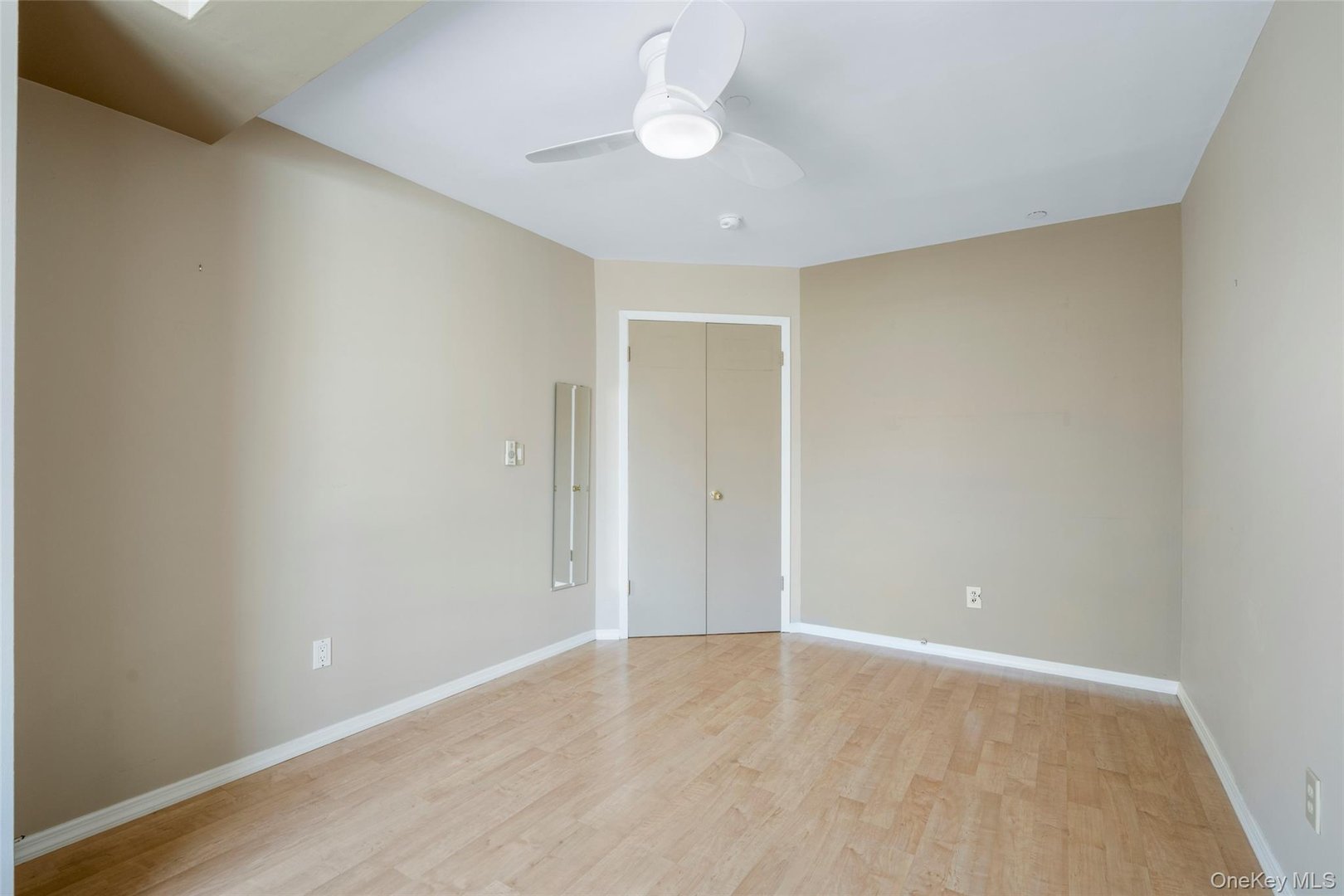 55 N Broadway  #3-14 Photo 30