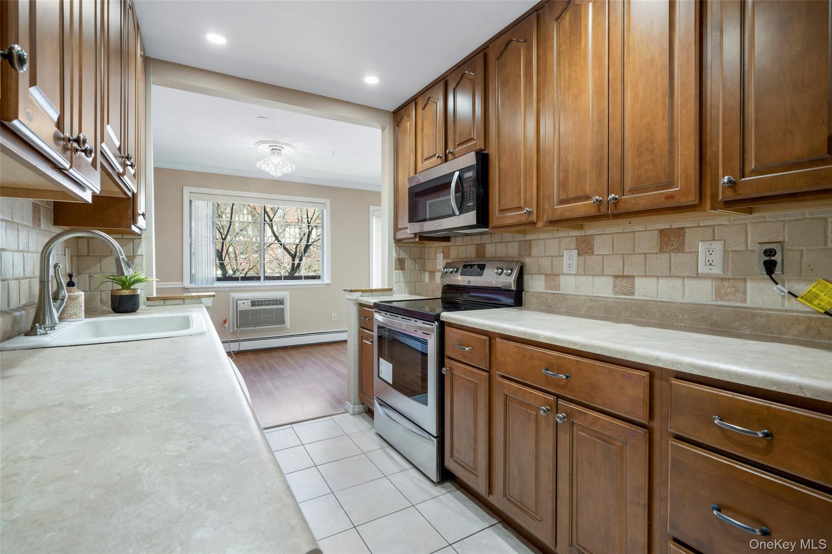 55 N Broadway  #3-14 Photo 16