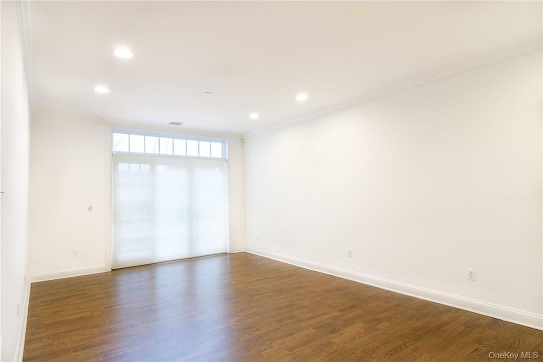 55 1ST Street  #110 Photo 3