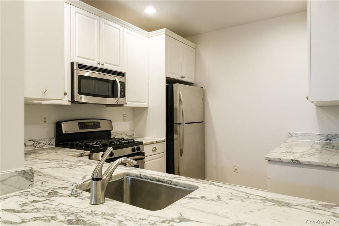 55 1ST Street  #110 Photo 8