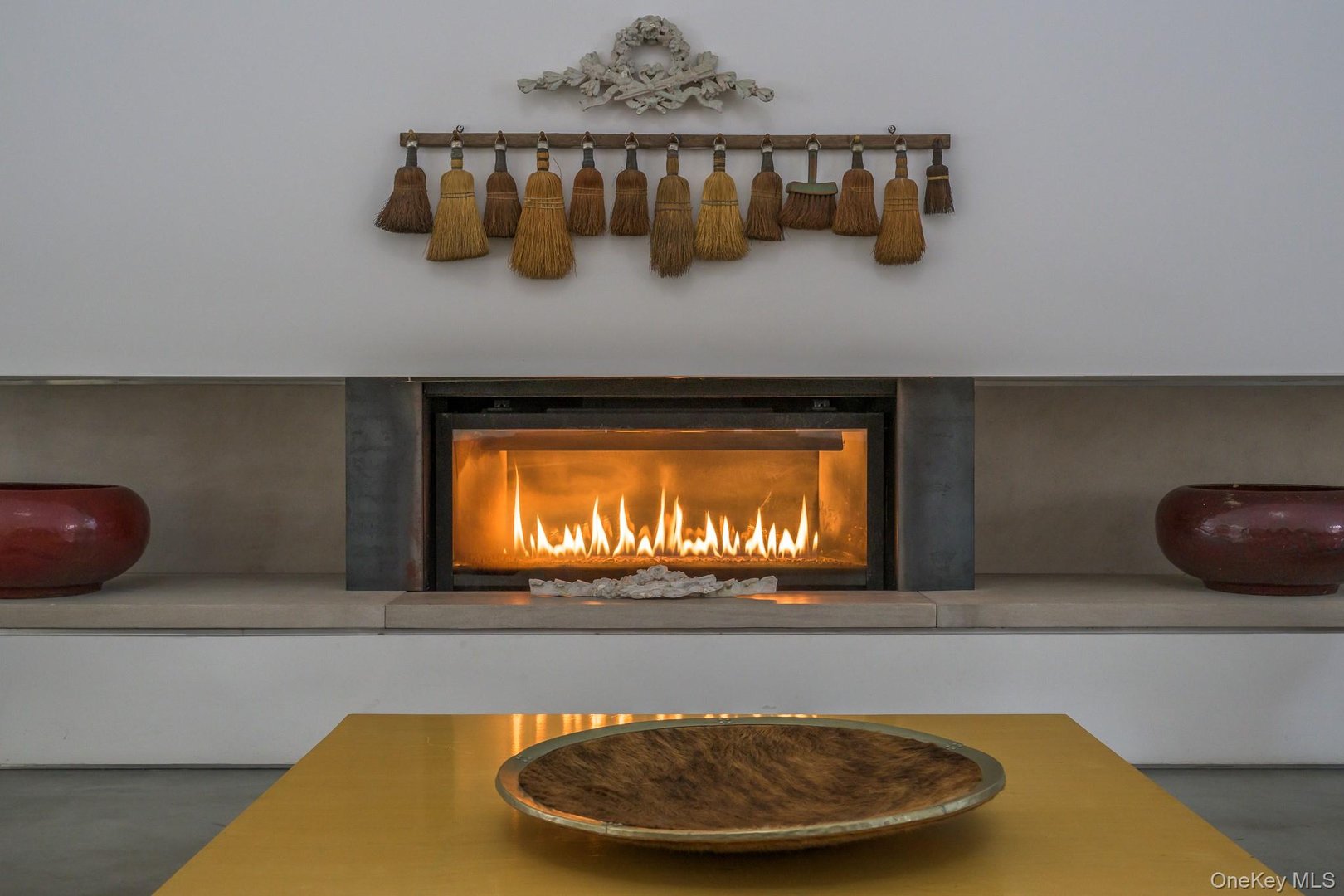 401 Collins Street Photo 11