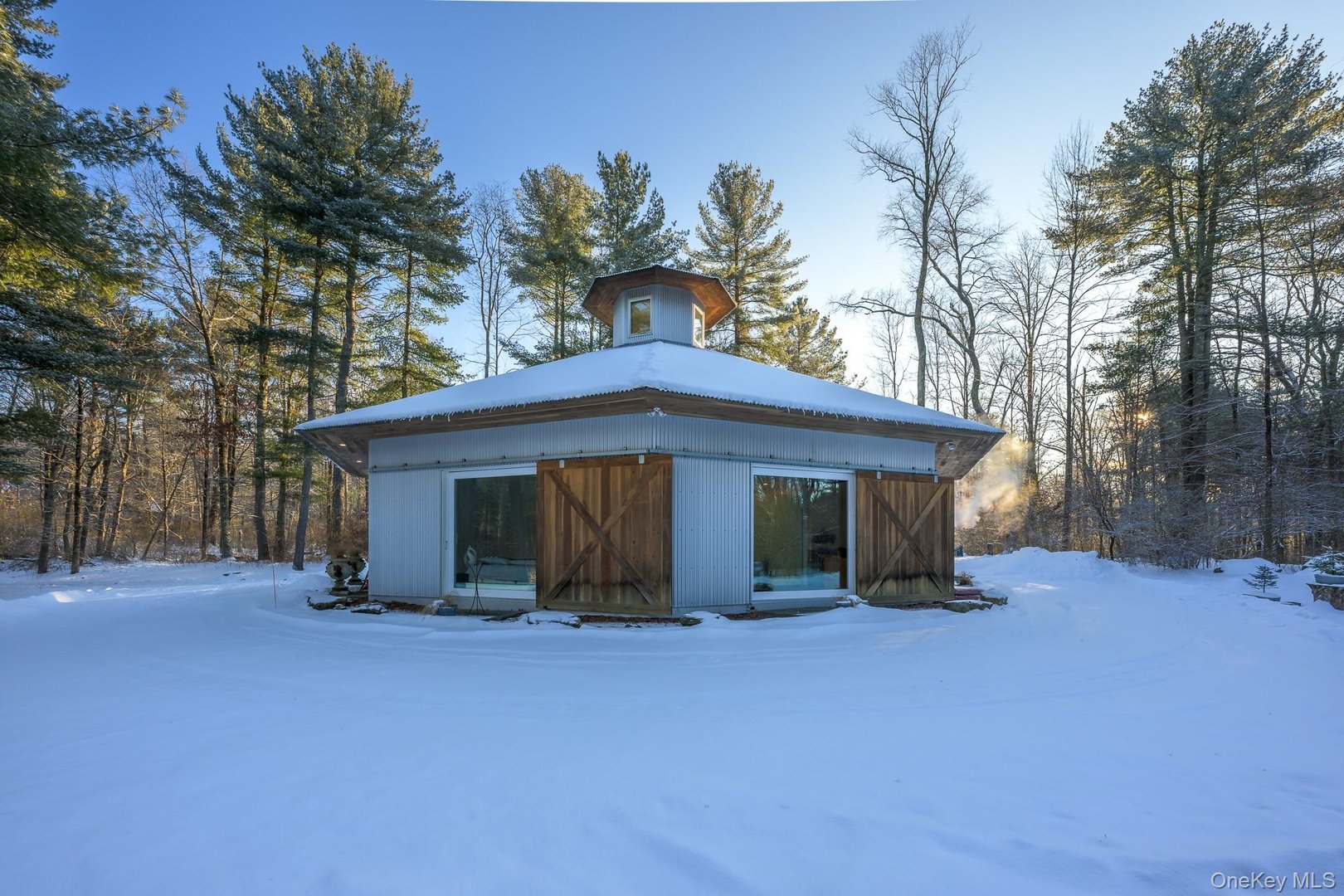 401 Collins Street Photo 24