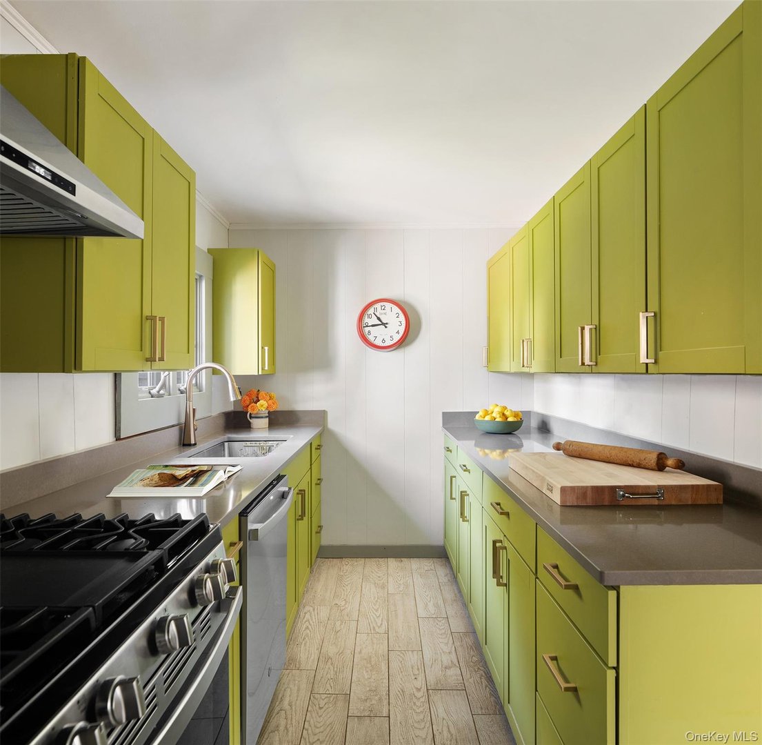 25 Miles Road Photo 6