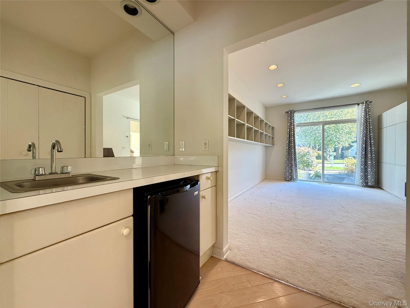 7 Cobblefield Lane Photo 17