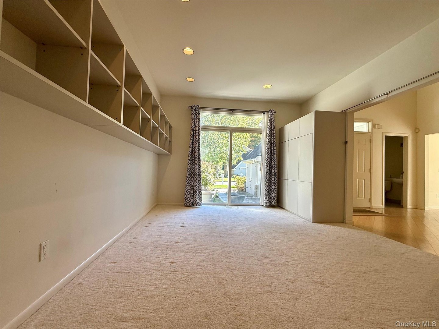 7 Cobblefield Lane Photo 15