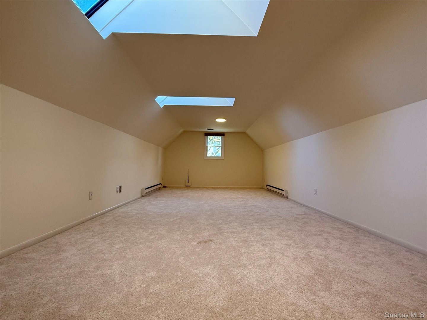 7 Cobblefield Lane Photo 26