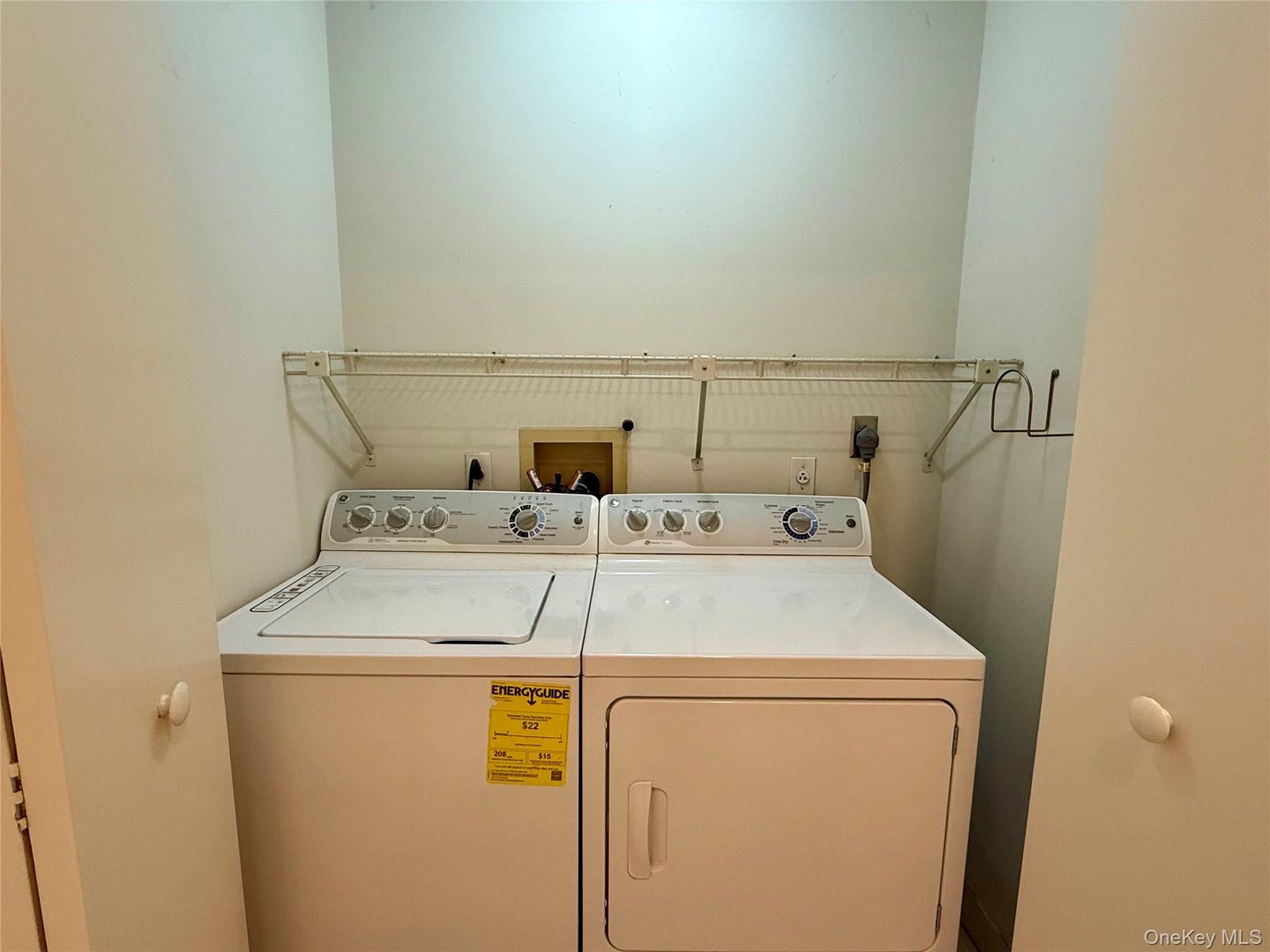 7 Cobblefield Lane Photo 31