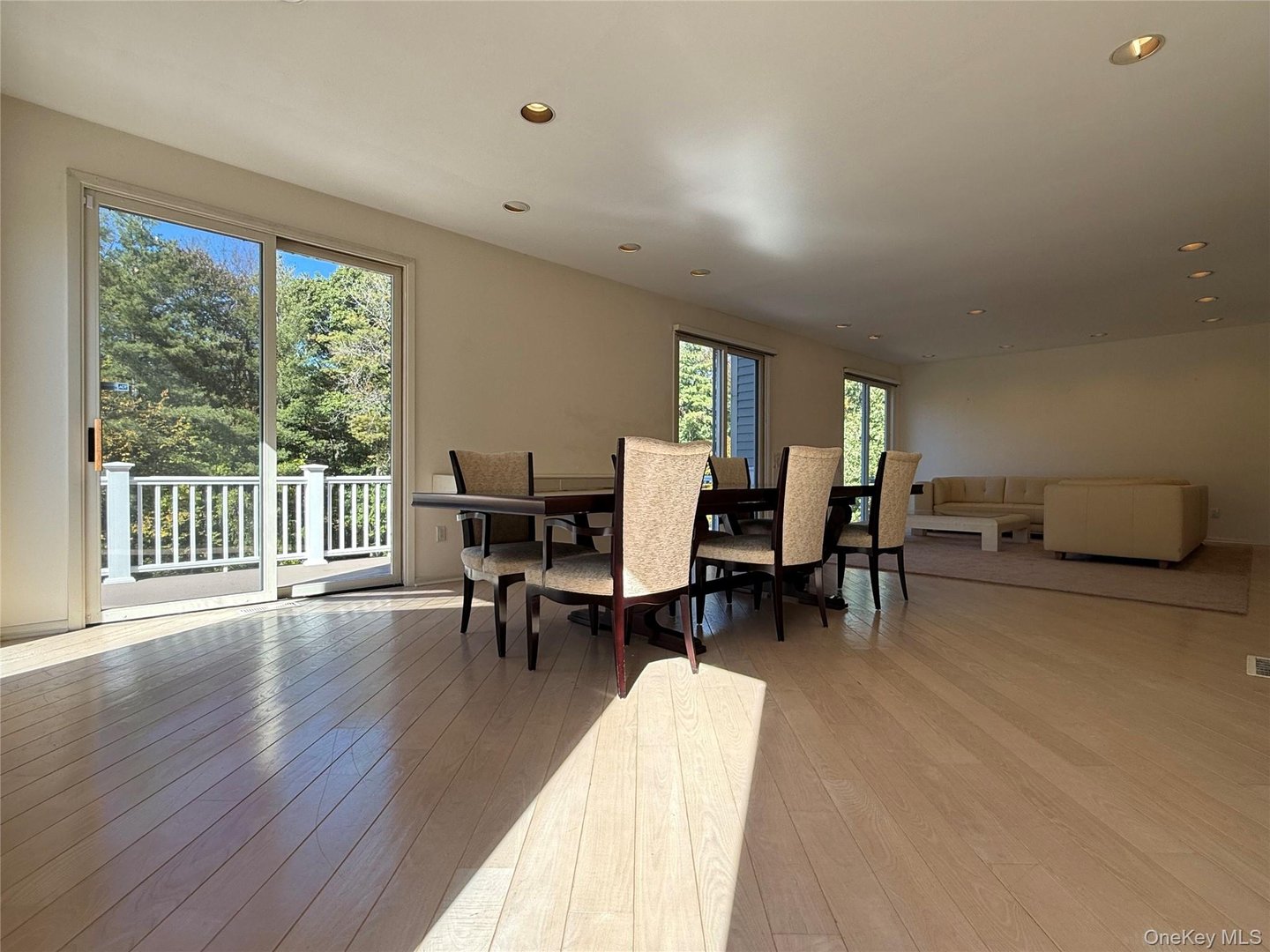 7 Cobblefield Lane Photo 5