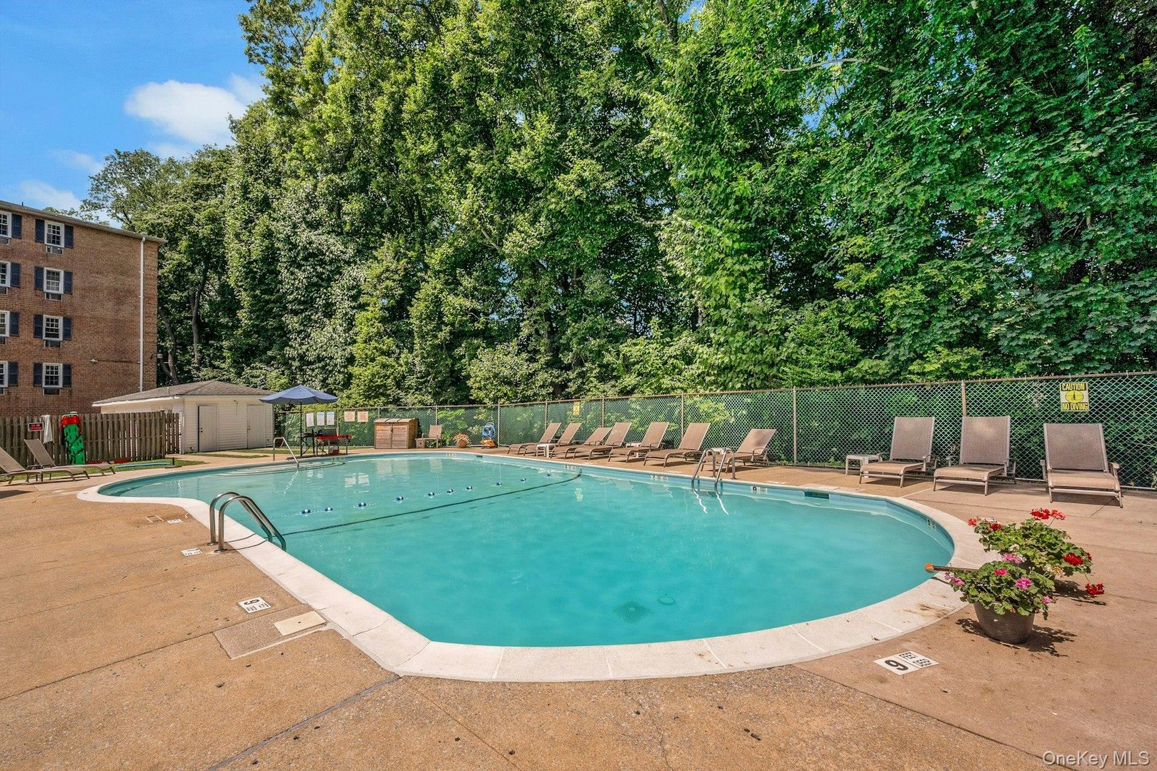 2 Consulate Drive  #3B Photo 15