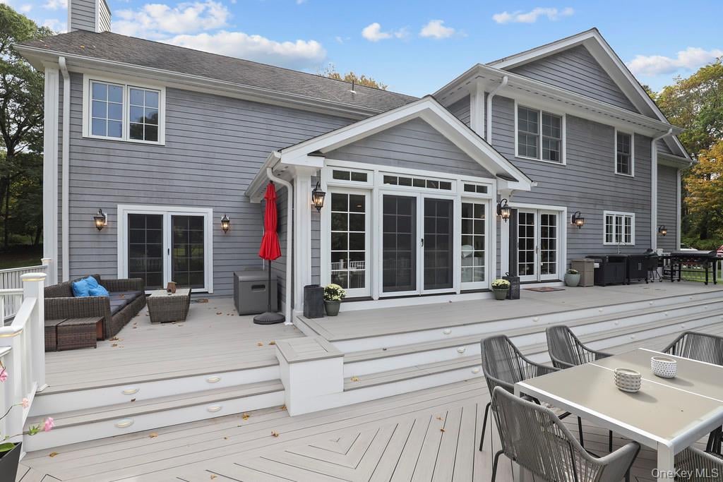 74 Ridgefield Avenue Photo 33