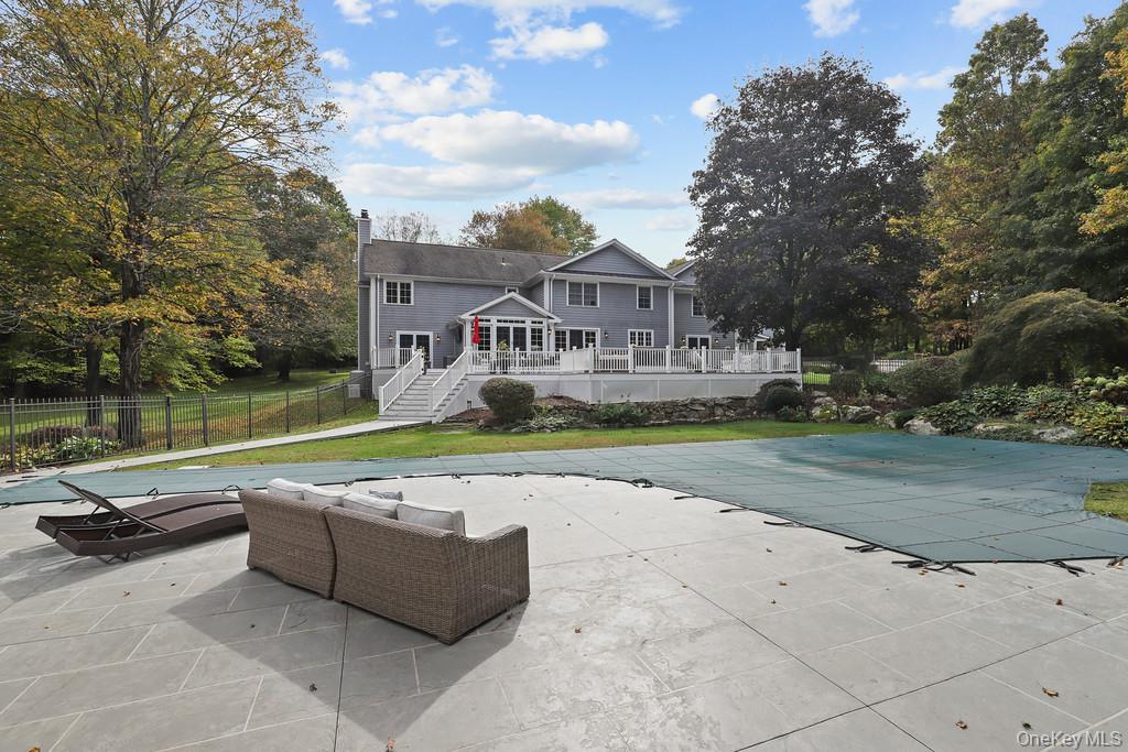 74 Ridgefield Avenue Photo 5