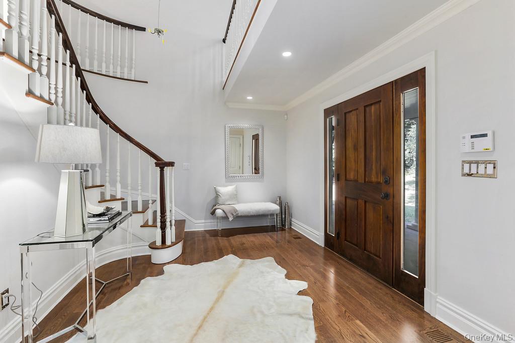 74 Ridgefield Avenue Photo 6