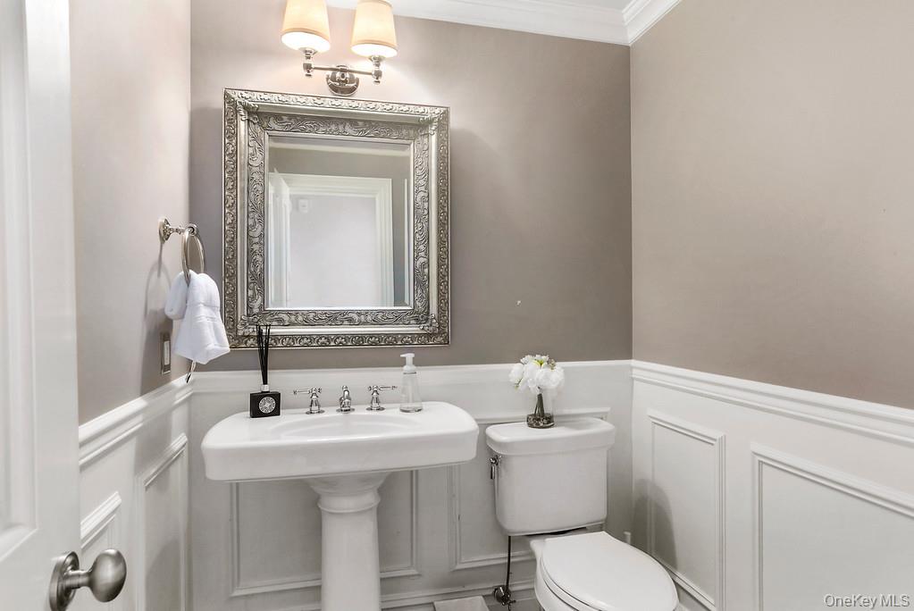 74 Ridgefield Avenue Photo 14