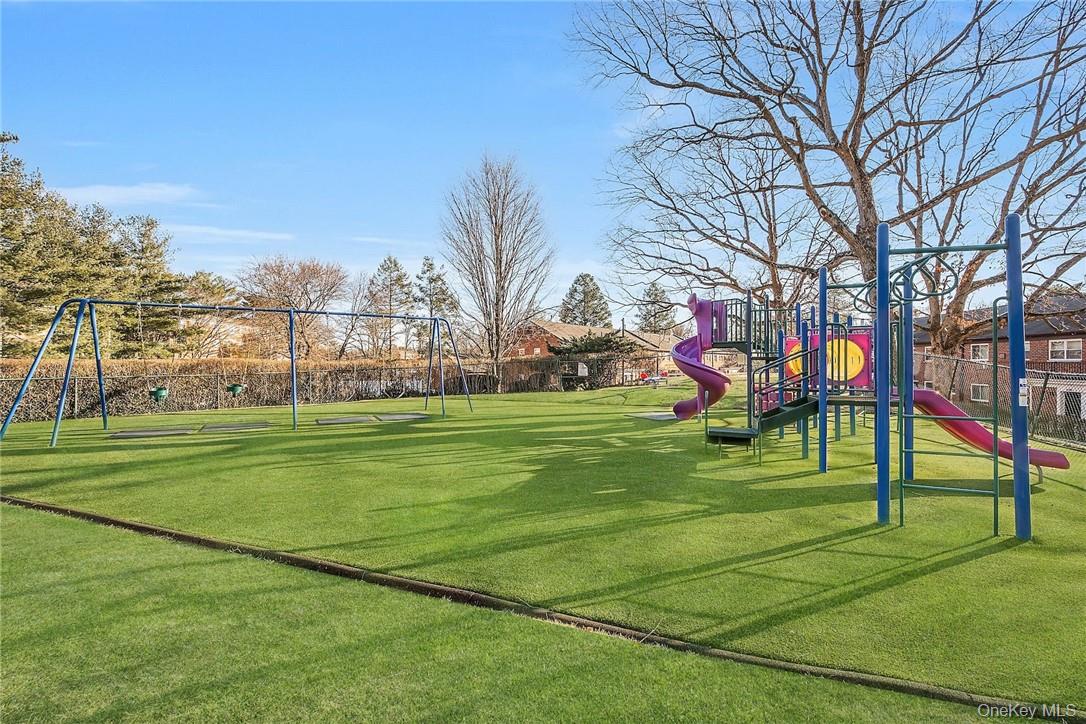 5 Fieldstone Drive #103 Photo 15