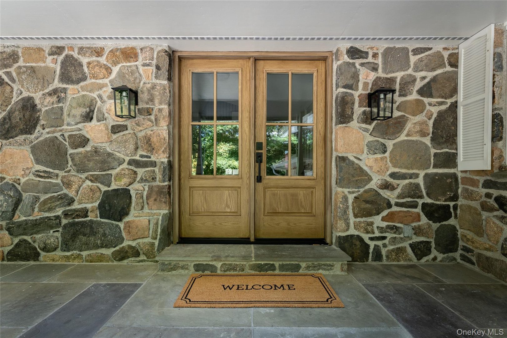 13 Hissarlik Way Photo 2