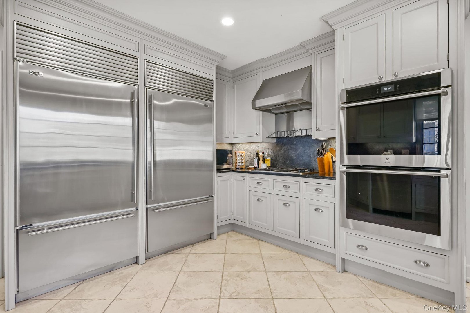 4 High Road Photo 18