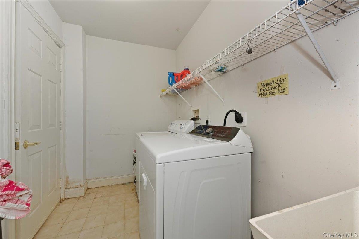 6 Riverpointe Road Photo 22