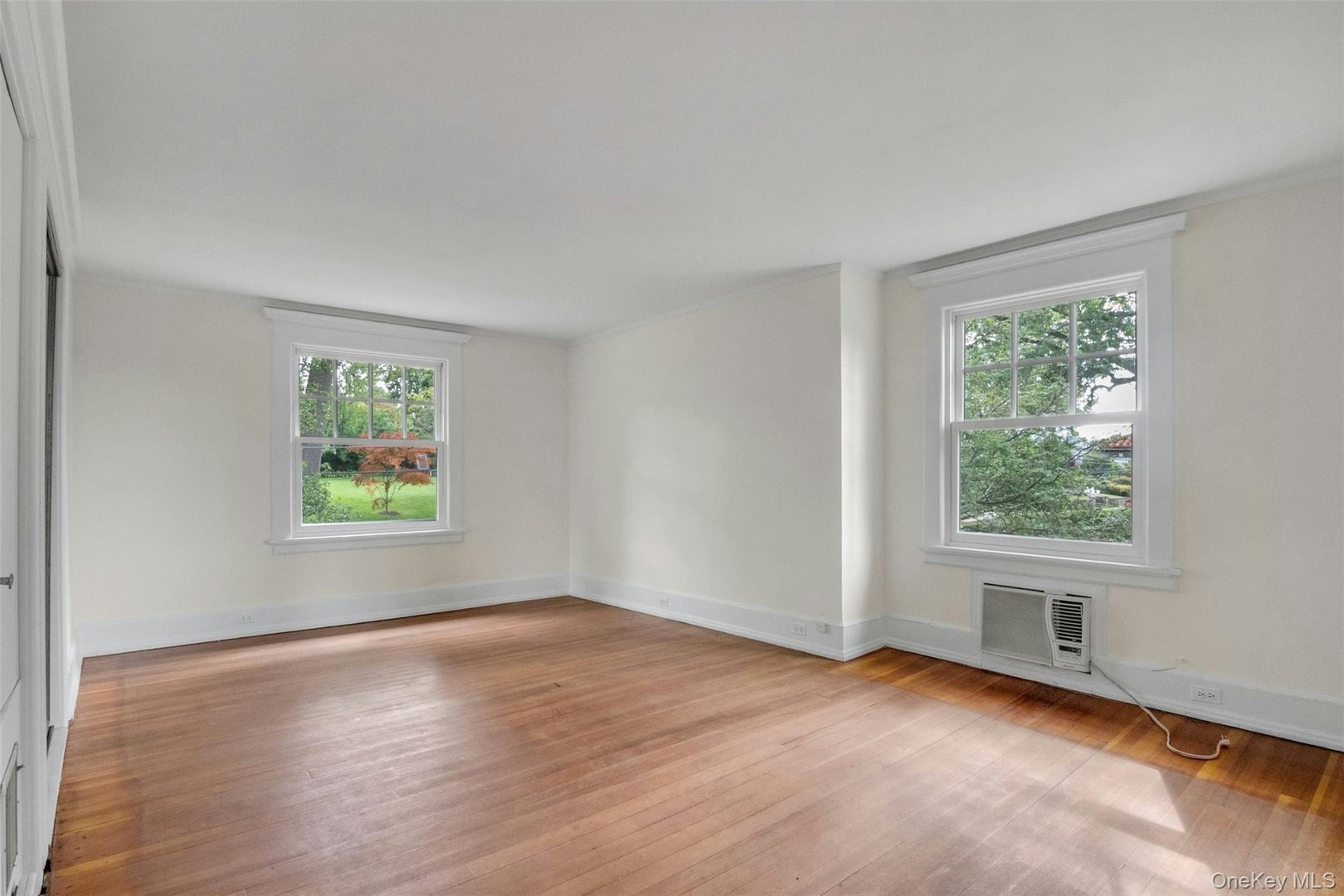 145 Cliff Avenue Photo 17