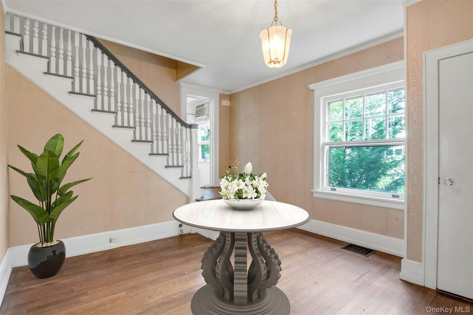 145 Cliff Avenue Photo 3