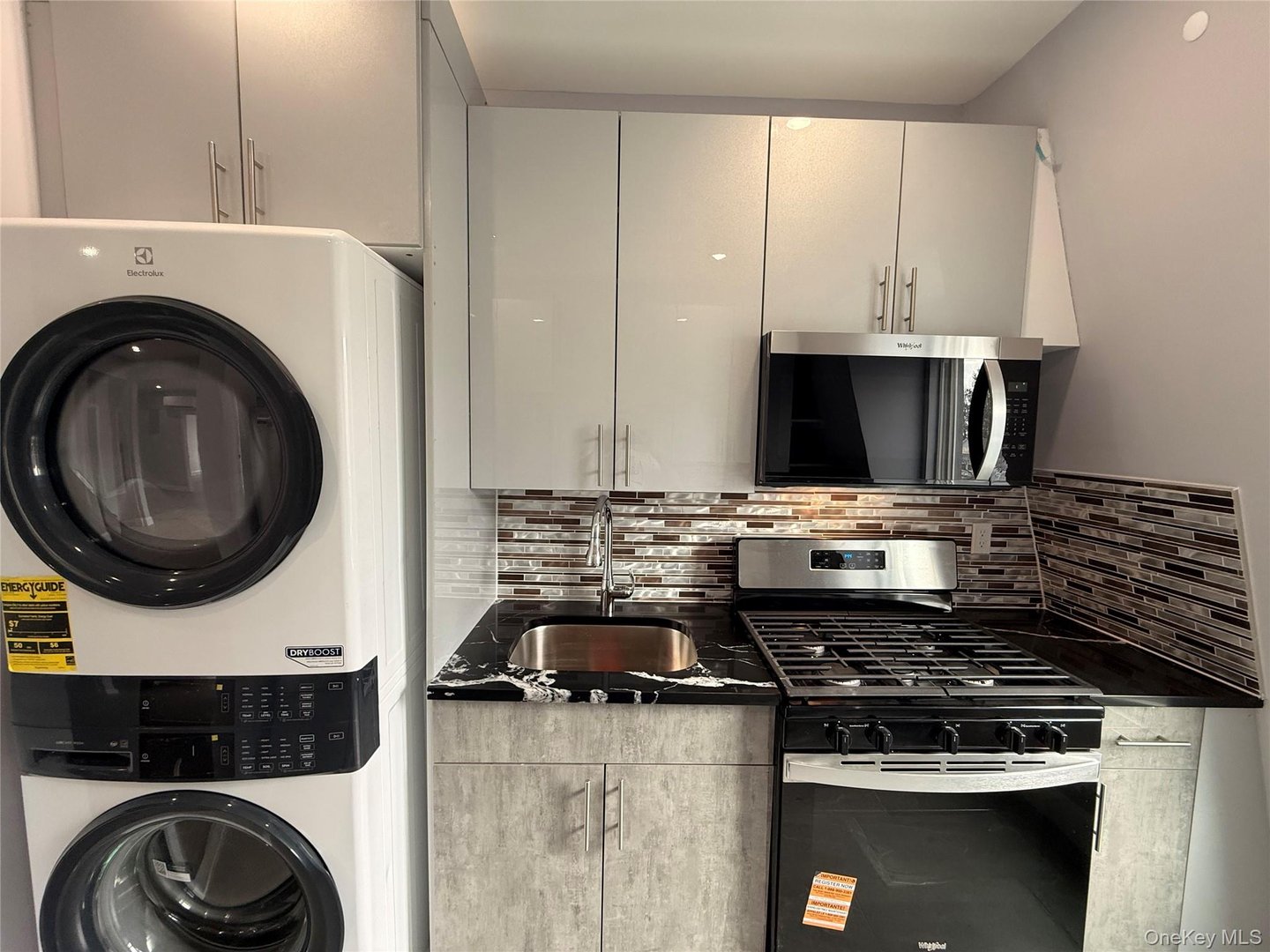 222 Primrose Avenue  #3 Photo 15