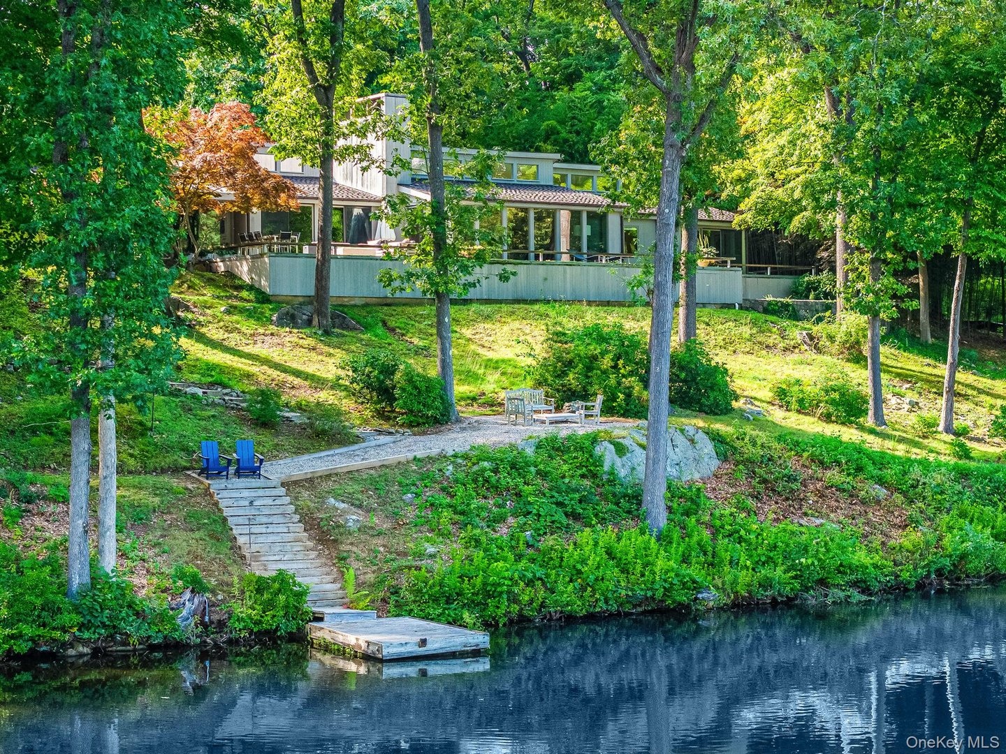 12 Haights Cross Road Photo 1