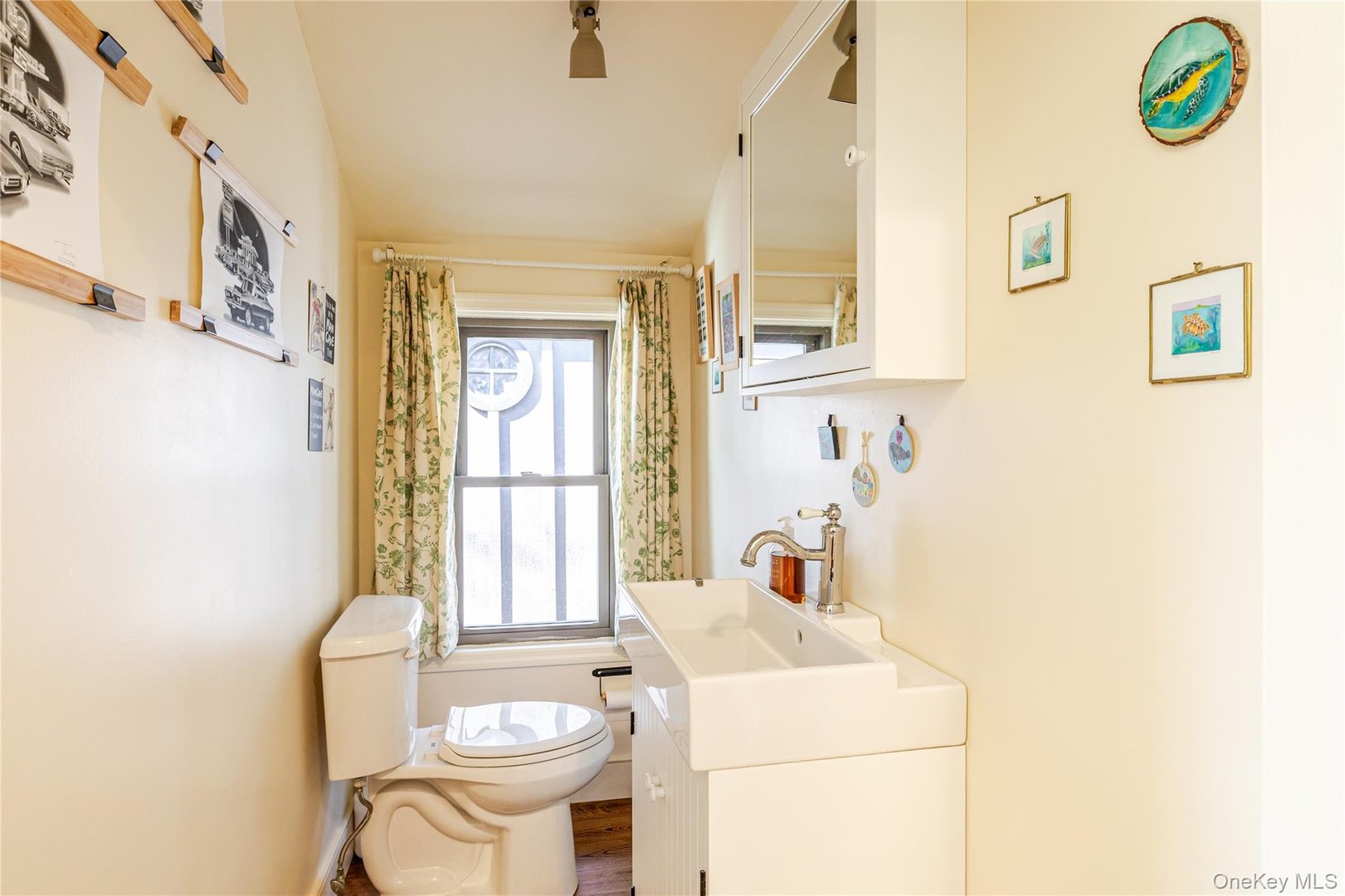 78 The Concourse Drive Photo 21