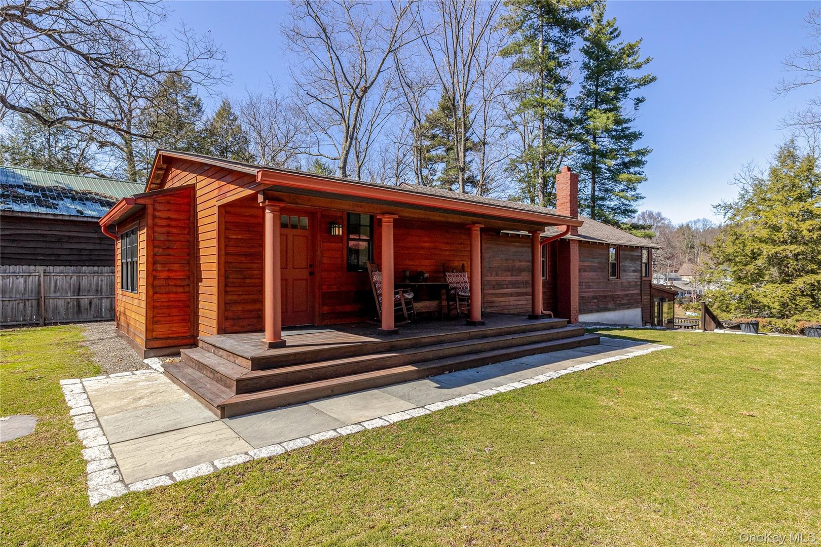 78 The Concourse Drive Photo 4