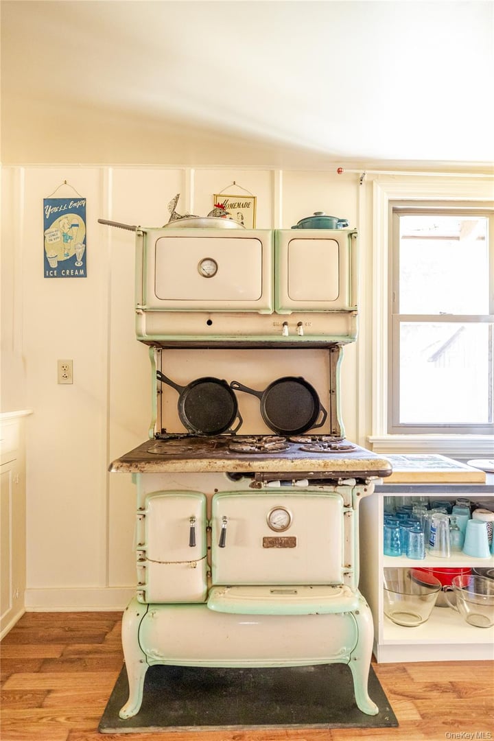 78 The Concourse Drive Photo 18