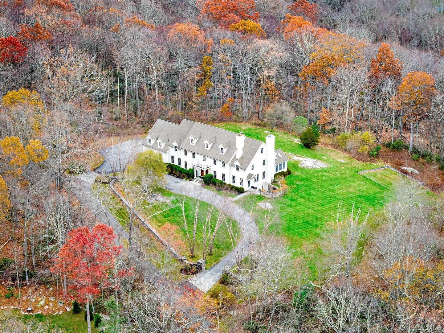 11 Lost Nations Road Photo 2