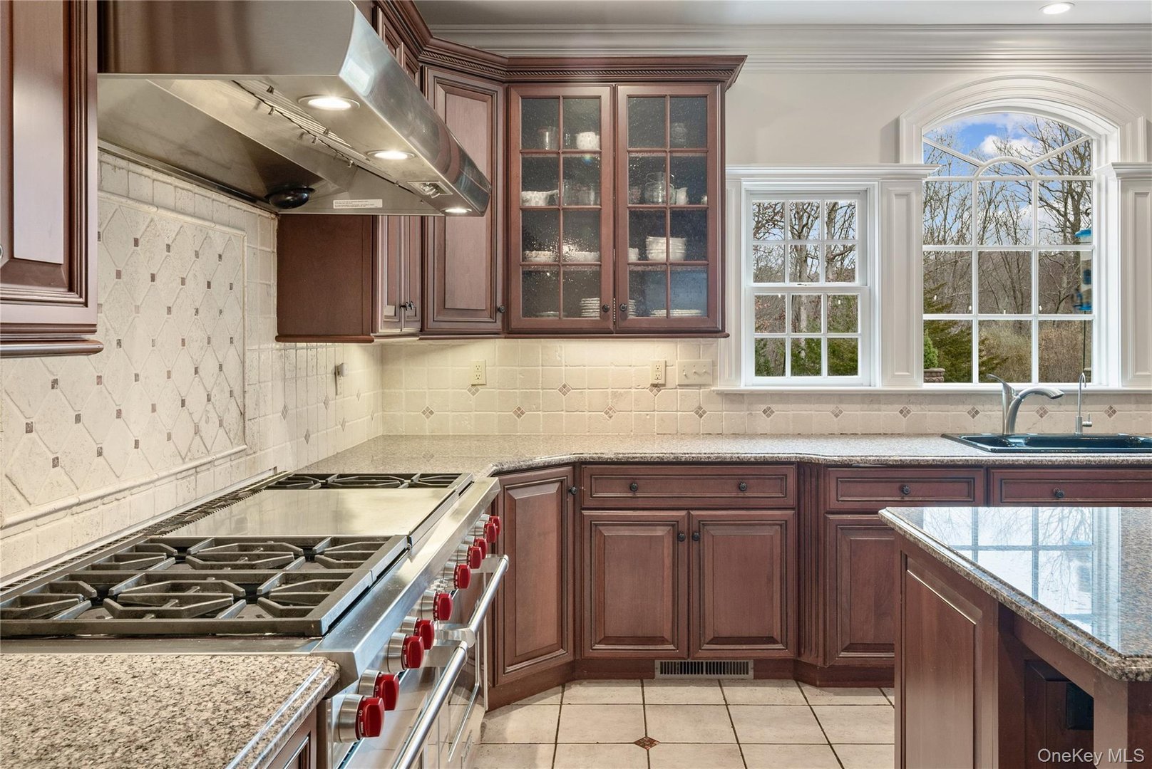 11 Lost Nations Road Photo 13