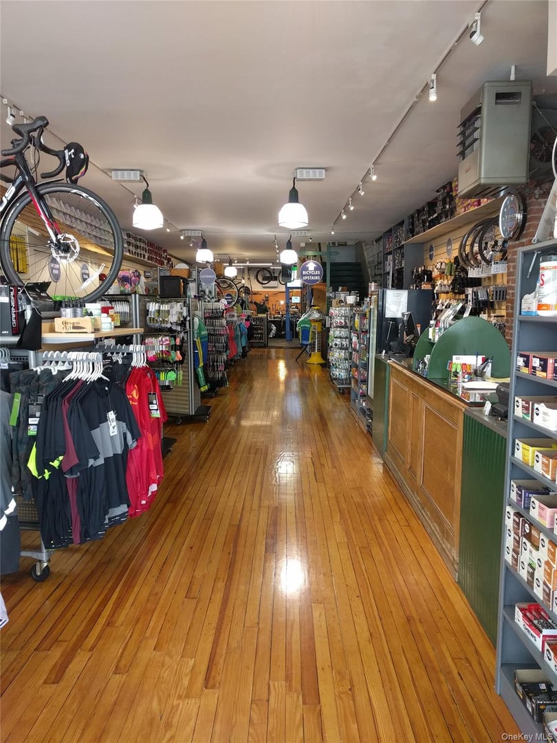 7 E Main Street Photo 12