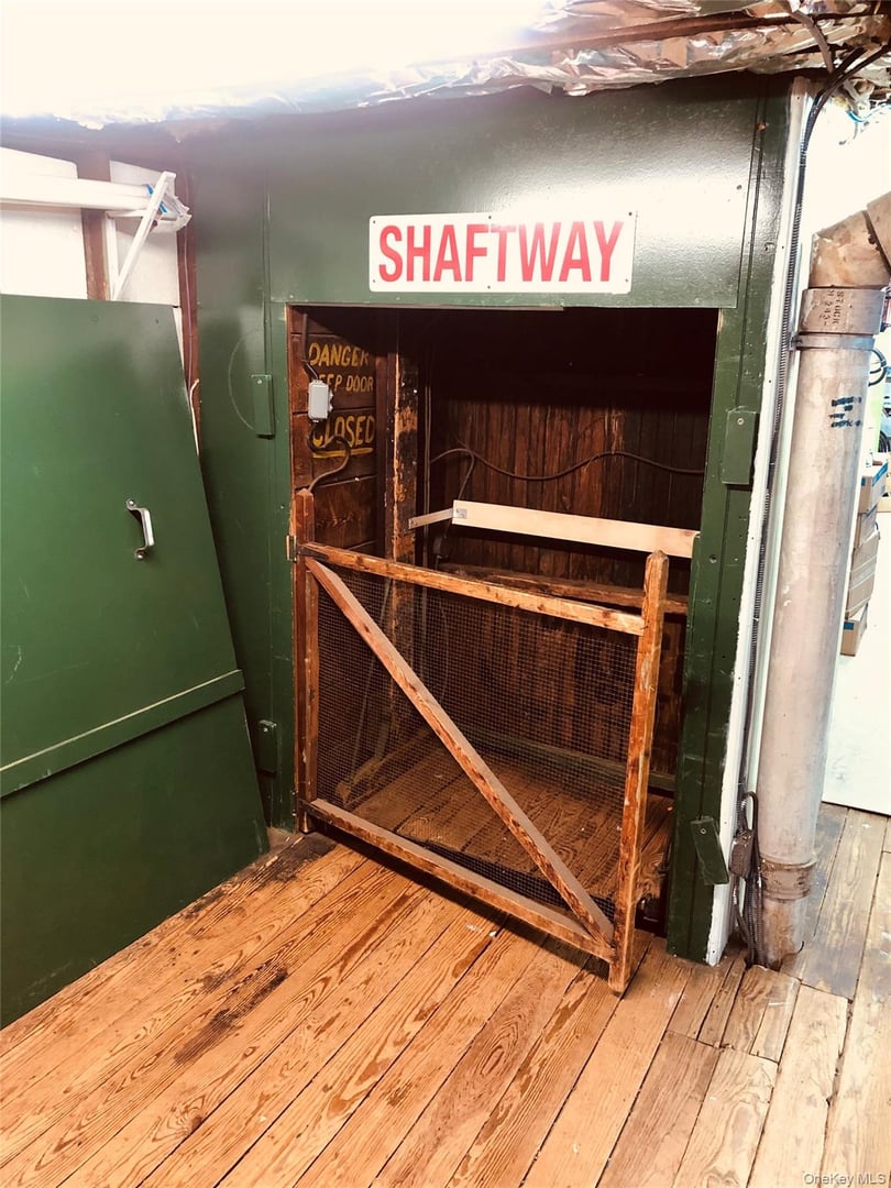 7 E Main Street Photo 5