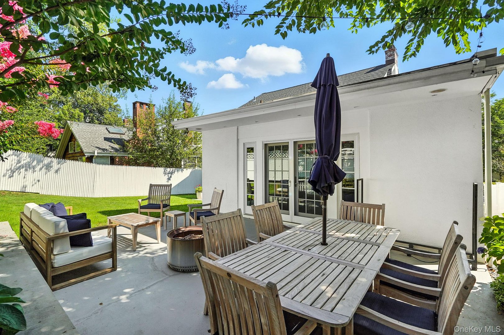 107 Munson Street Photo 24