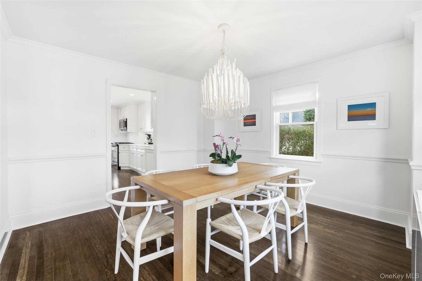 107 Munson Street Photo 4