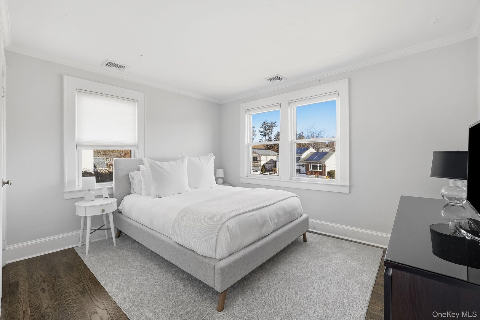 107 Munson Street Photo 17