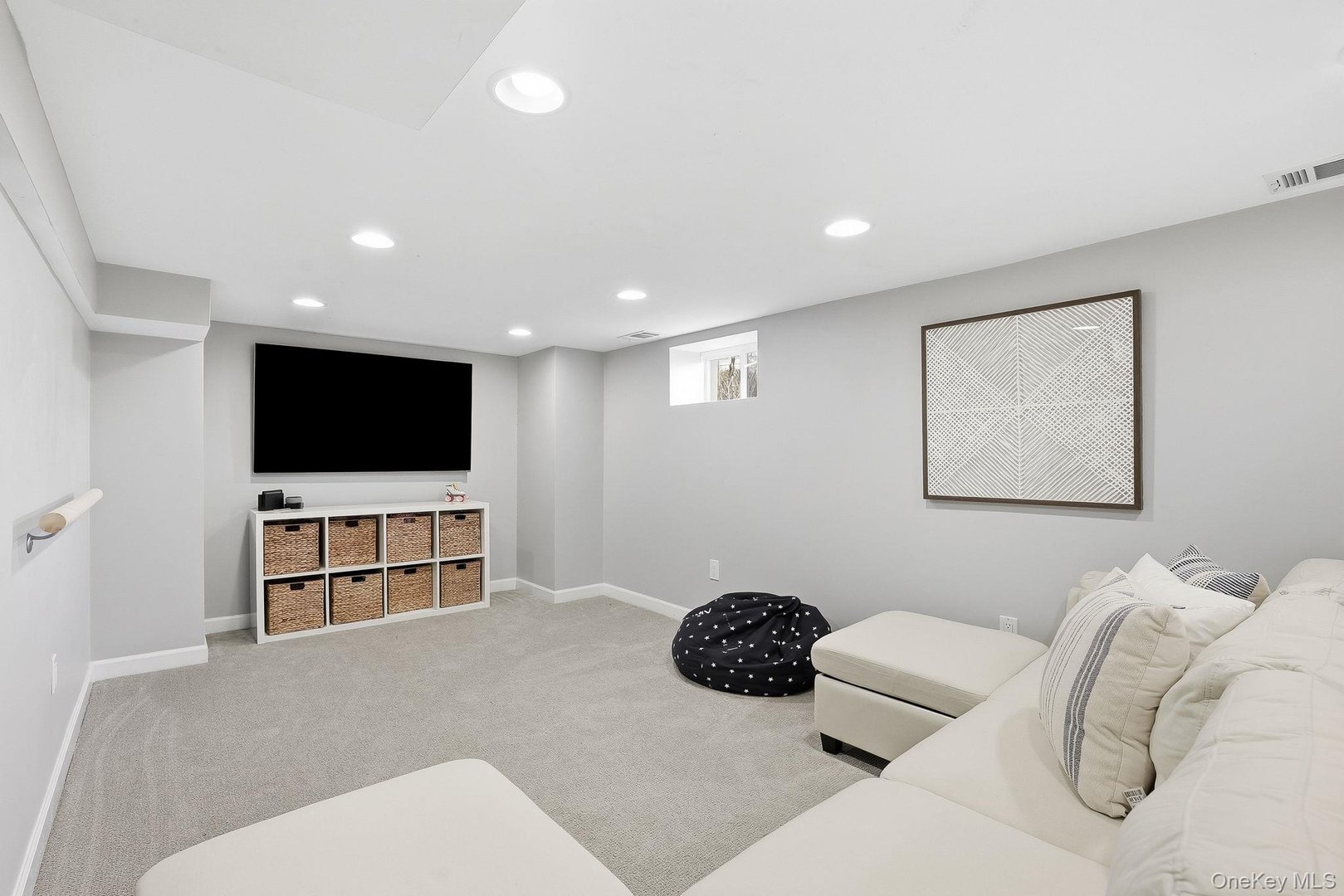 107 Munson Street Photo 22