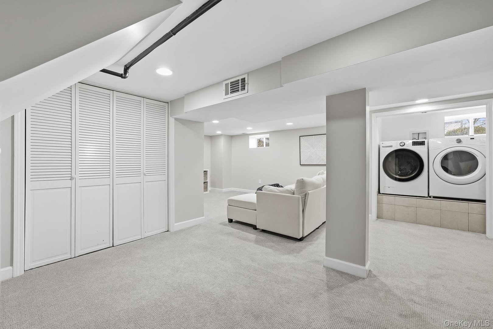 107 Munson Street Photo 21